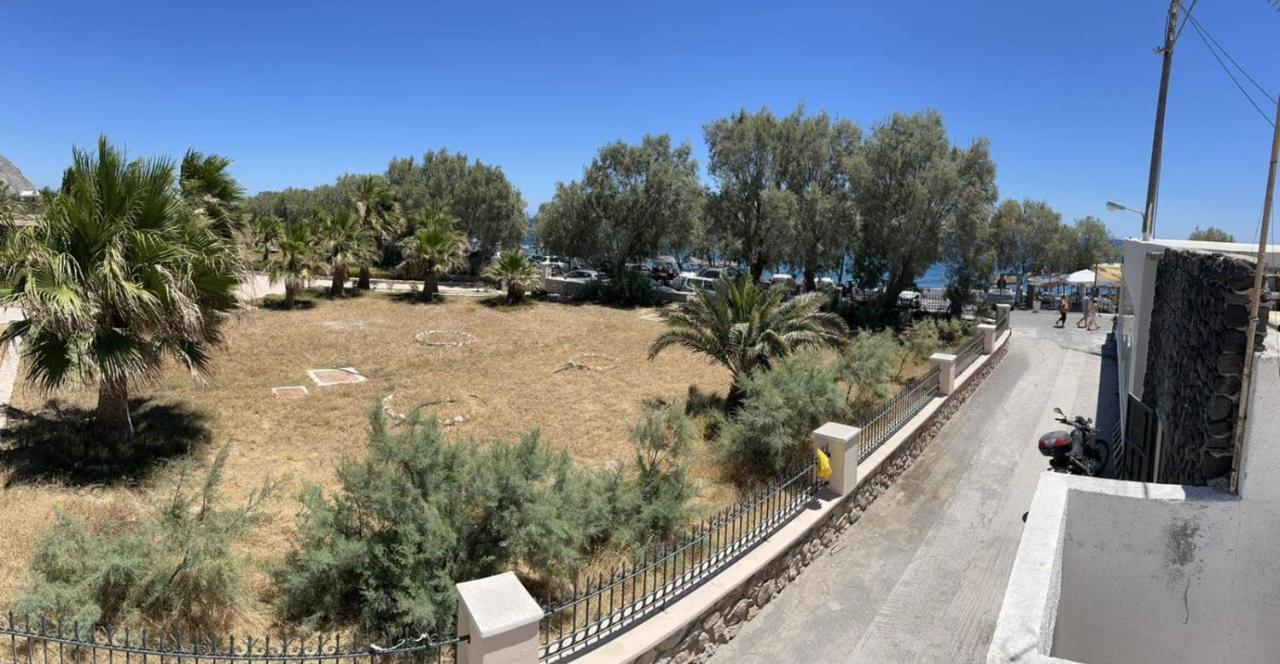Beach Apartment Edem First Floor Playa de Perivolos Exterior foto